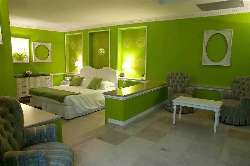 ****  Una Hotels One CTA Italia